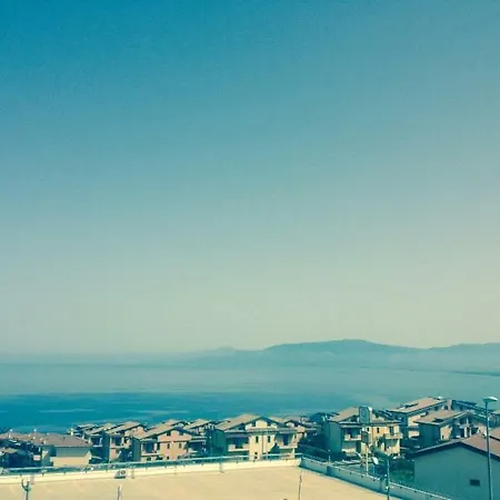 Aquam@rine Apartment *